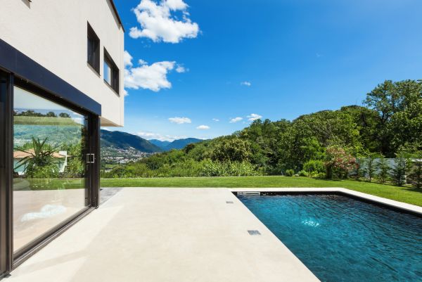Cost of Poolside Concrete Repair in Visalia